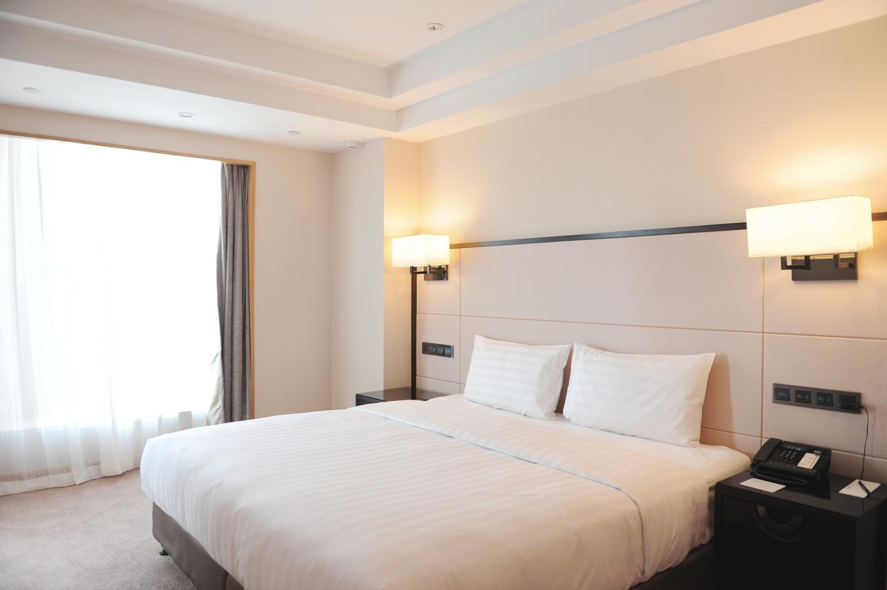 Pullman Qingdao Ziyue Hotel Eksteriør billede