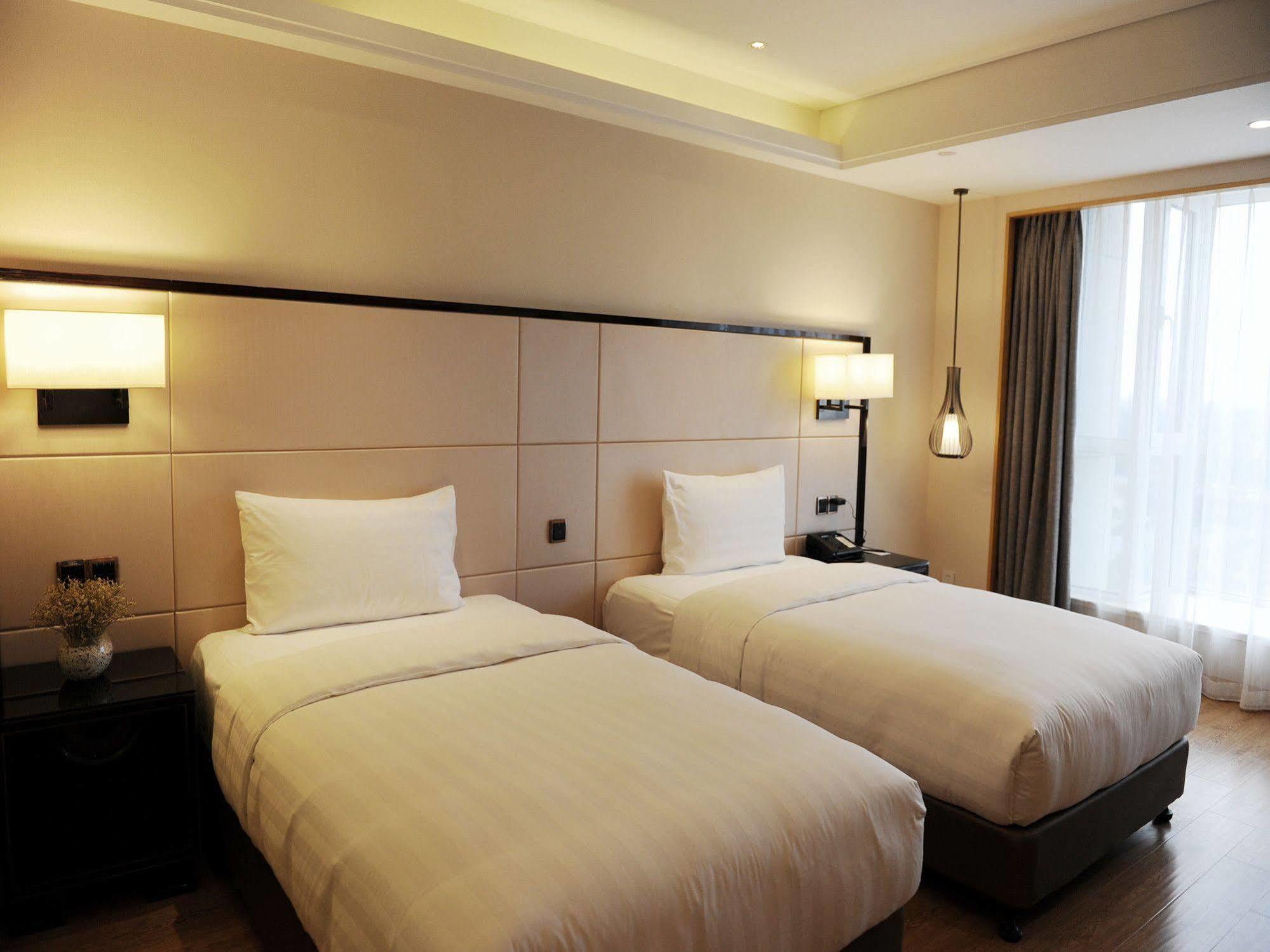 Pullman Qingdao Ziyue Hotel Eksteriør billede