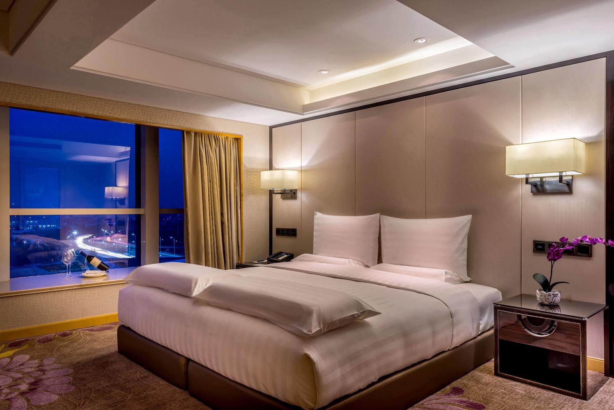 Pullman Qingdao Ziyue Hotel Eksteriør billede